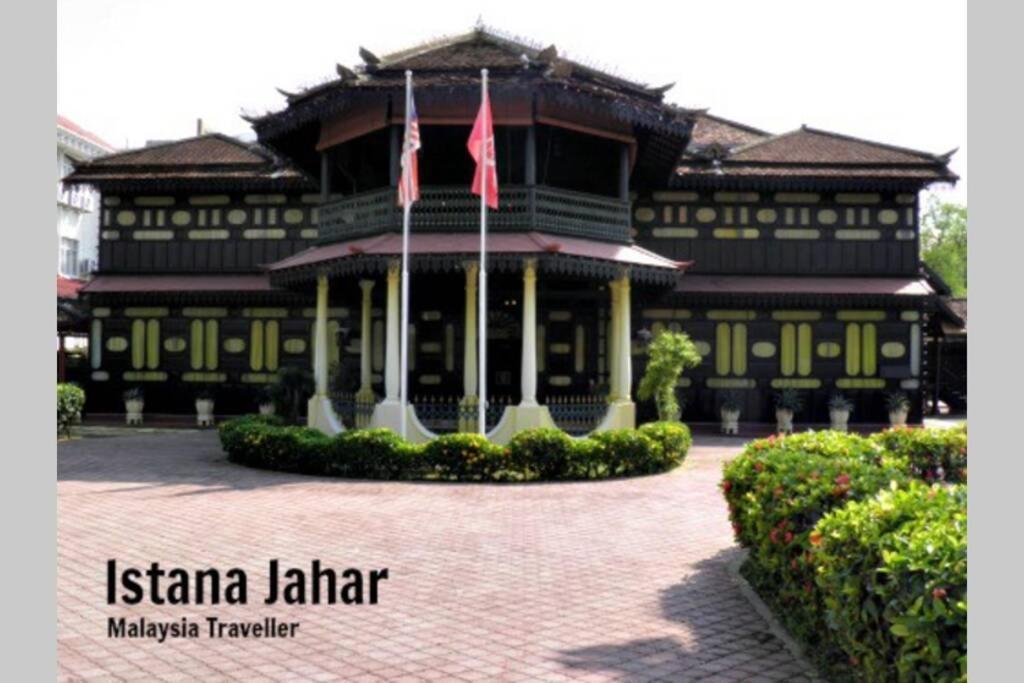 Mizrai Troika Homestay With Kota Bharu City View Екстериор снимка